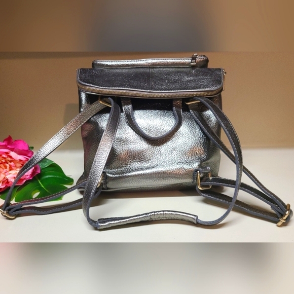 Pelle | Made in Italy | Champagne Gold Leather | Backpack | NWOT - Picture 1 of 14